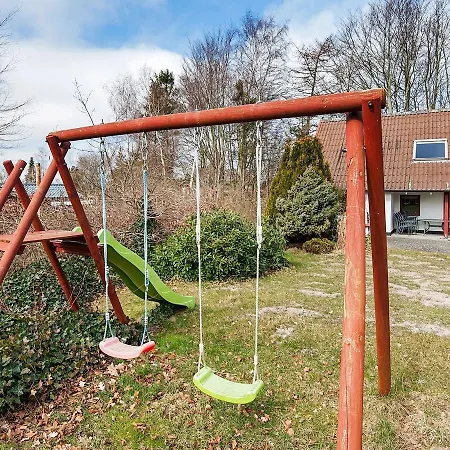 Vakantiehuis Four-bedroom Holiday In Allingabro 1 *