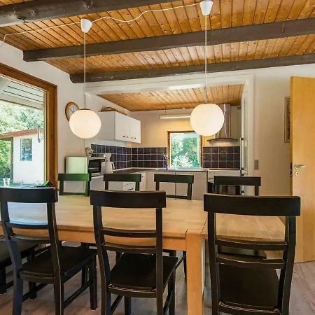 Four-bedroom Holiday In Allingabro 1 Vakantiehuis
