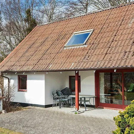 Four-bedroom Holiday In Allingabro 1 Vakantiehuis Nørager
